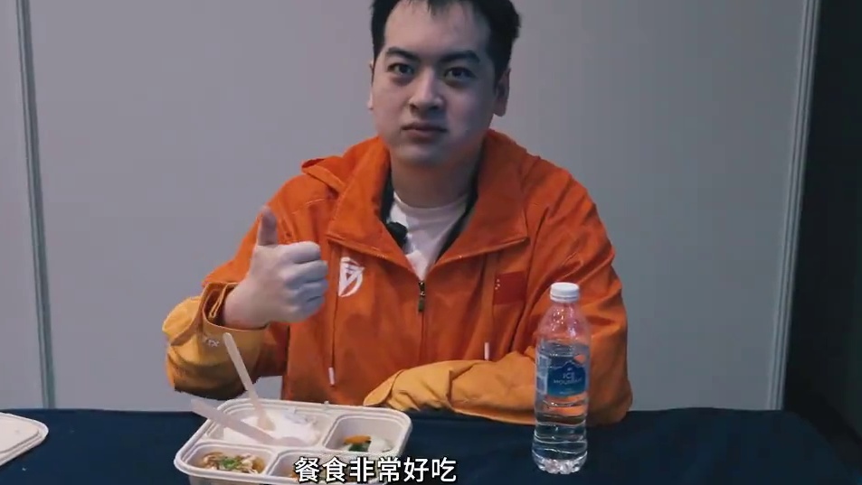 DFYG首场比赛记录，创造历史拿下中国赛区世界总决赛历史首胜。#决胜巅峰全球电竞 #决胜巅峰世界总决