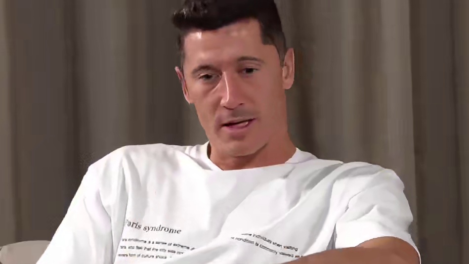 莱万：不明白2020金球为何取消 #莱万  #拜仁  #金球奖