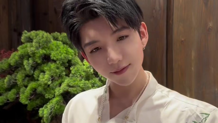 为姐姐们弹奏古琴版《大鱼》 | 古琴版《大鱼》 |“倒流回最初的相遇”#古琴 #东方美学 #大鱼 #