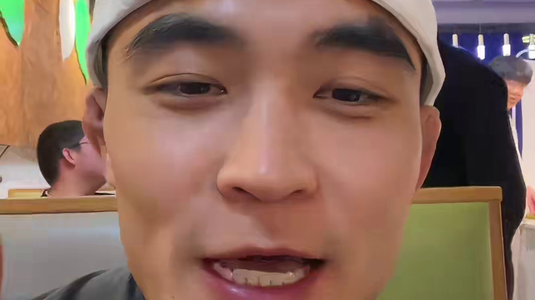 凯文：我不能白吃这一顿！！#日常vlog #骨头