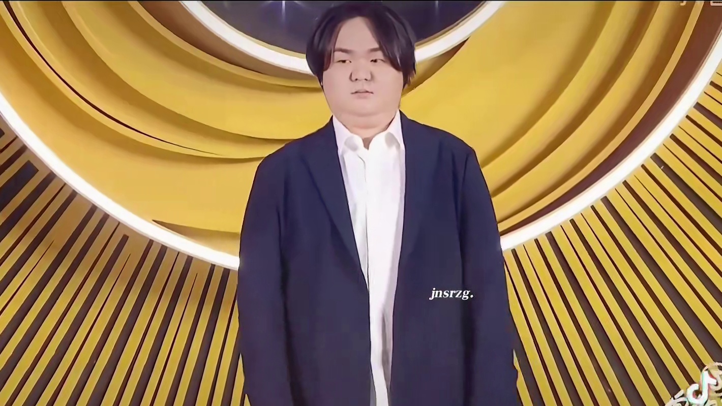 #陈伯全能王 “欲买桂花同载酒 终不似 少年游” #陈伯名场面