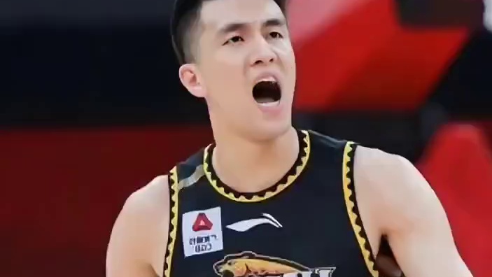 郭艾伦宴请亲朋，有望出战辽篮和广东的第二场比赛