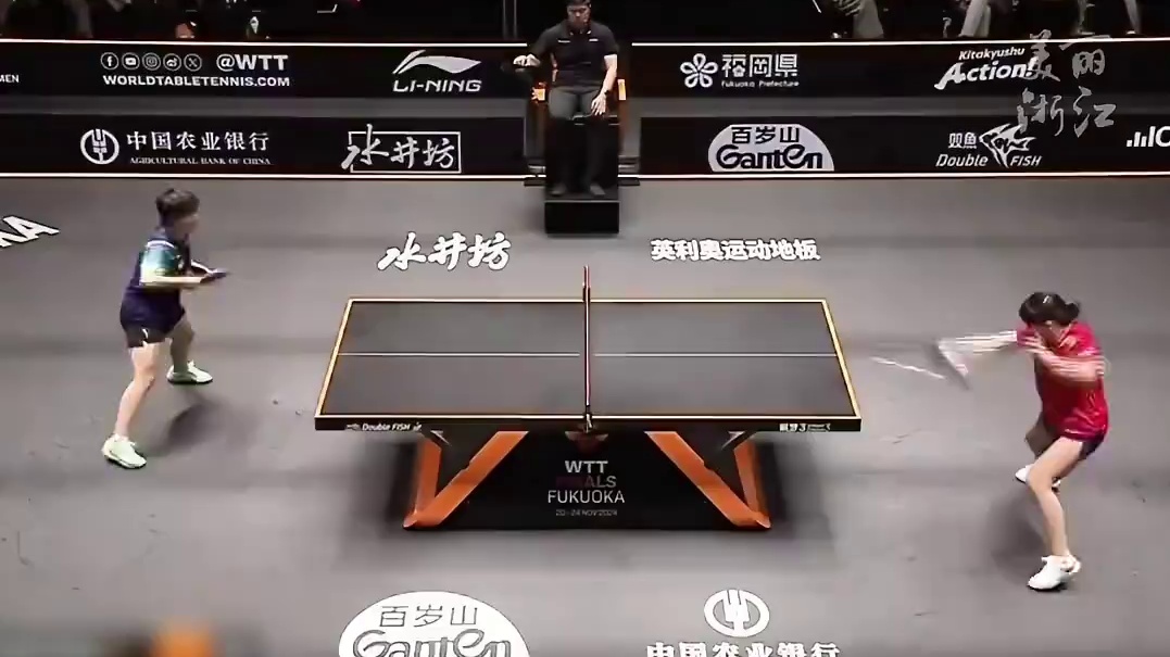 陈幸同王艺迪打球像开了倍速  ，极限对拉10个回合！