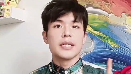 神秘的夜配色？你可穿过？问题是？ 夜配色，怎么配？
谁都适合穿夜配色？
你应该穿什么色彩季型的夜配色