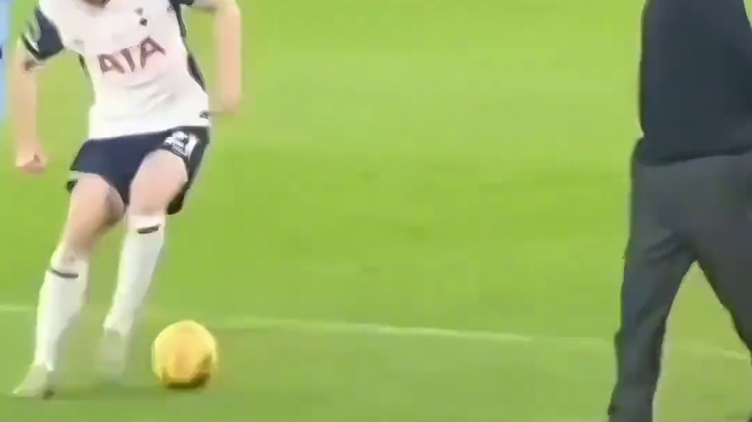 詹俊&张路：凯尔沃克是最最关键 4个丢球都跟他有关！ #凯尔沃克 #曼城 #曼城0比4热刺