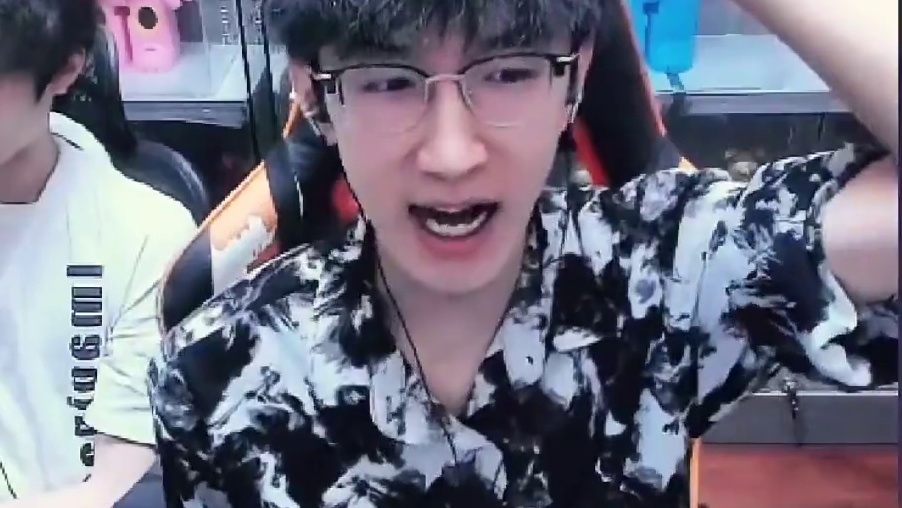 这游戏就得不花钱玩！ 