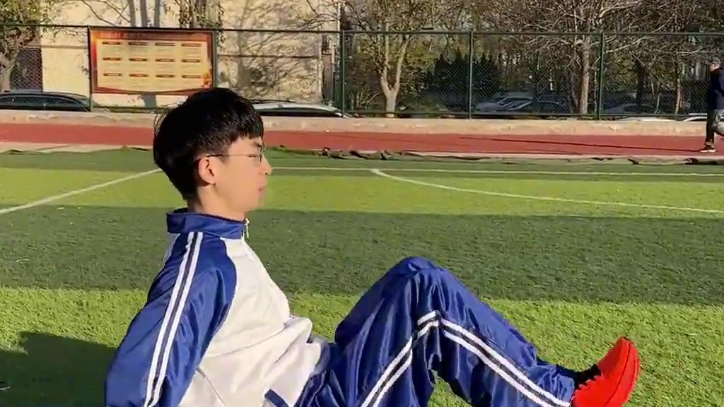 #北京任教练 #仰卧起坐 #体测 仰卧起坐没法满分？掌握这些动作一分钟突破50个！