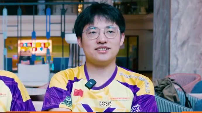KBG世界赛的目标是？第～一～名～！好朋友默契大挑战，快来看看队员们的默契程度吧。#决胜巅峰全球电竞
