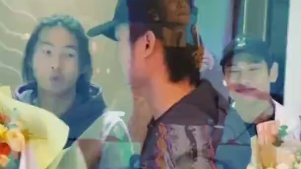  杭州站 11.29，杜德伟重磅登场！用歌声勾勒故事，以舞台演绎风采，邀你共赴这场星光熠熠的演唱会。