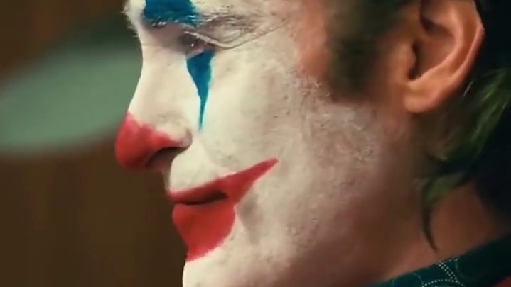 这个小丑，神还原，感谢网友的投稿。太有才了