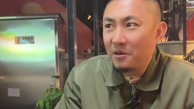 现实中没有网络上的人均千万，对于创业者来说大多数是一步一坎坷，尤其是七零和八零后们。#餐饮创业 #创