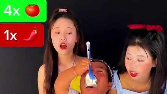 ToRung搞笑 你们猜谁是吃到辣椒的
#搞笑 #搞笑视频 #解压