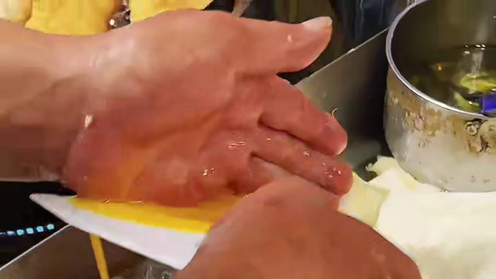 我这个油条灌鸡蛋正宗不？