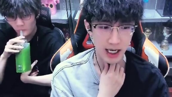 还有着急钱花不出去的人？ 