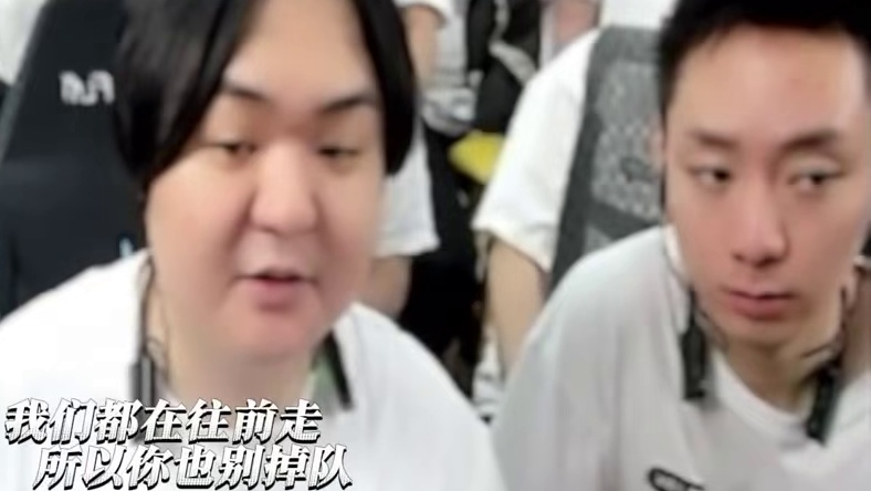 #陈伯全能王 “我们都在往前走 所以你也别掉队 做自己就行”