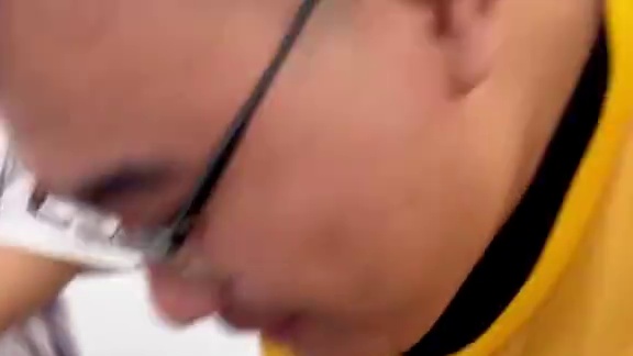 全公司大战莱特！出金不准吃传奇绳匠套餐！ #绝区零 #绝区零麦当劳联动 #金拱门出金 #莱特 #抽卡