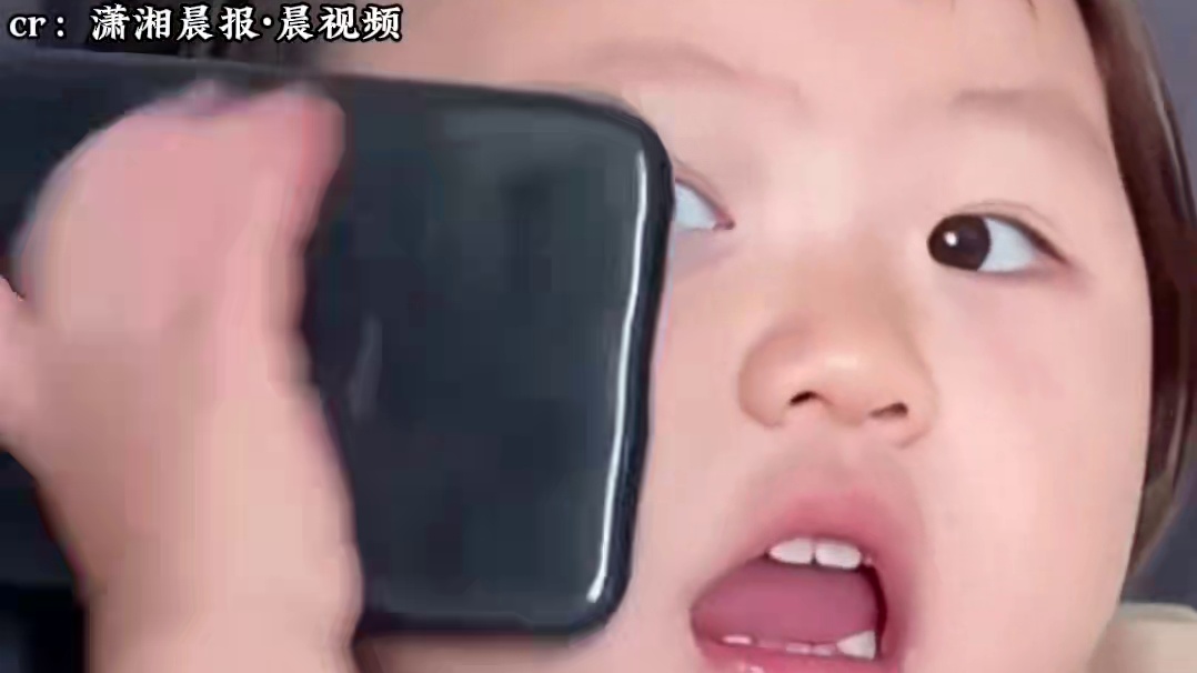 小朋友：中国人不打中国人的嗷 #萌娃 #万万没想到 #看一次笑一次 #人类幼崽的脑回路 #每日一笑