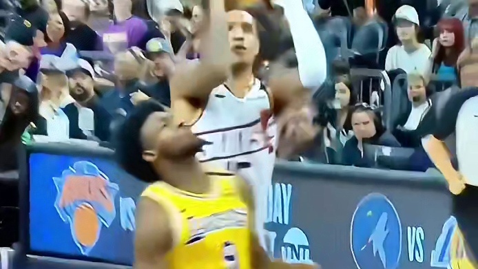 布郎尼被吹一级恶意犯规