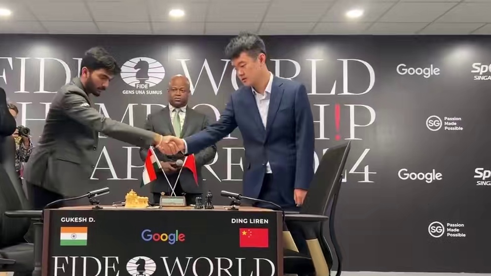 2024世界冠军赛第九轮正在进行，在经过连续四轮的和棋之后，两个人也各种试探和摸索了对手的准备和应对