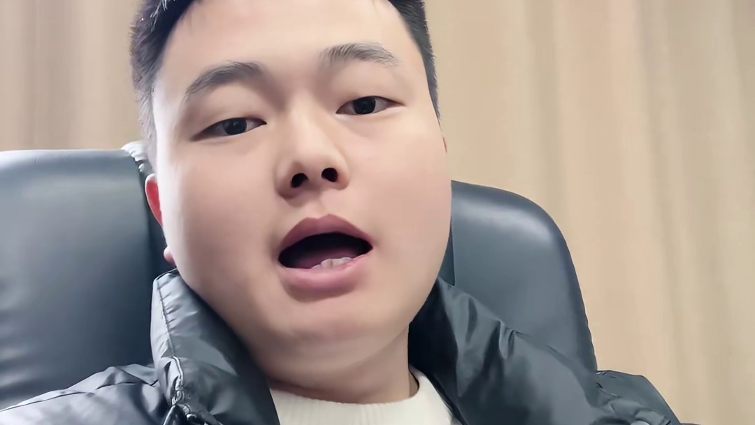 在县城开个小工作室一年几十个咋样儿？