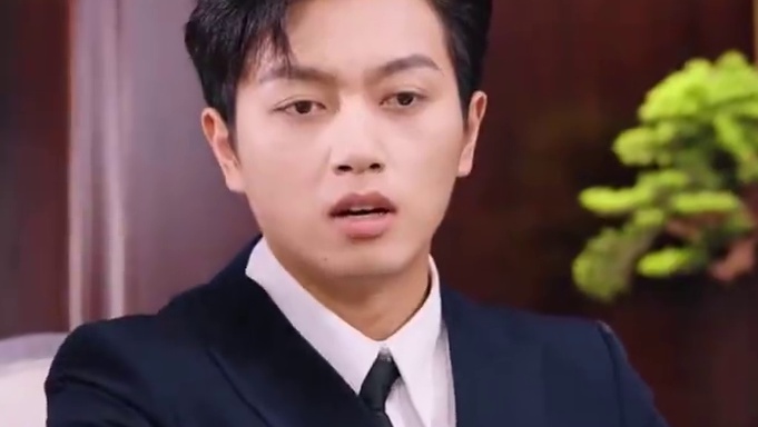 #福宝四岁下山啦 #百亿好剧好看计划  #短剧无敌萌宝炸翻天 #碧海剧场 #青榕剧场