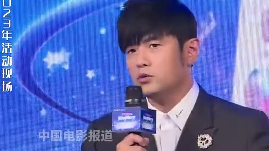 #周杰伦 曾开玩笑说如果已经是第一名了，最好的改变就是继续保持下去，会一直给大家带来最新的最不一样的