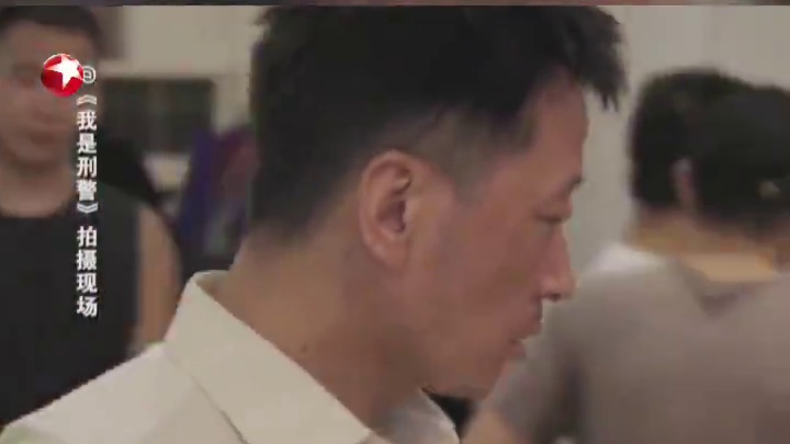 为了演好张克寒，演员胡明认真研究原型，不放过任何一个细节…#东方卫视我是刑警  #我是刑警  #于和