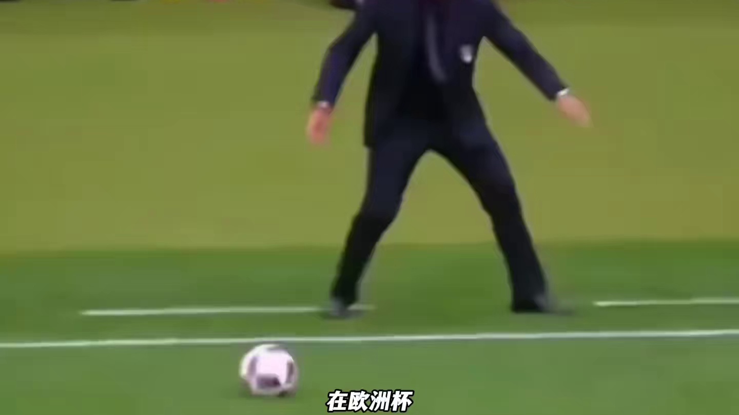 足球赛场那些匪夷所思的弧线球破门！简直真的太艺术了