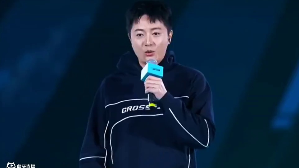 拿下这9把武器预计需要25万钻石？优先入手哪一个比较好一点呢#穿越火线手游 #cf手游 #cf手游9