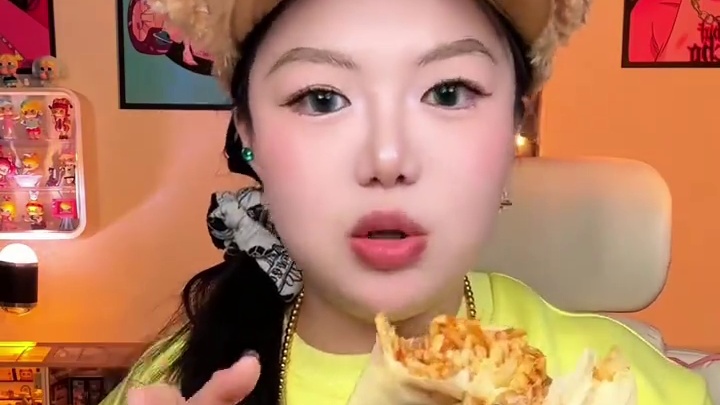 煎饼卷火鸡面 #煎饼卷火鸡面 #零食测评 #试吃