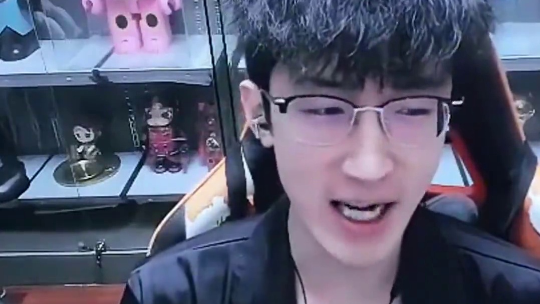 蔡哥要去哪个区？ #我浮夸真的要强 #诛仙世界 #mmo