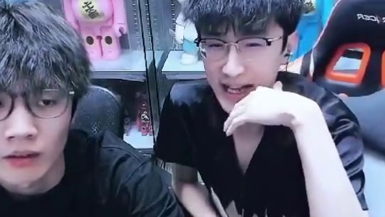 蔡哥玩诛仙要充500万？ 