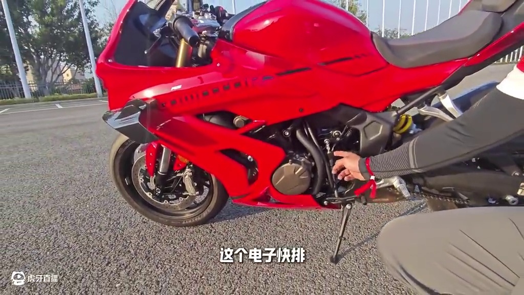 赛600RS与赛800的不同之处 #赛600RS #赛800 #qjmotor