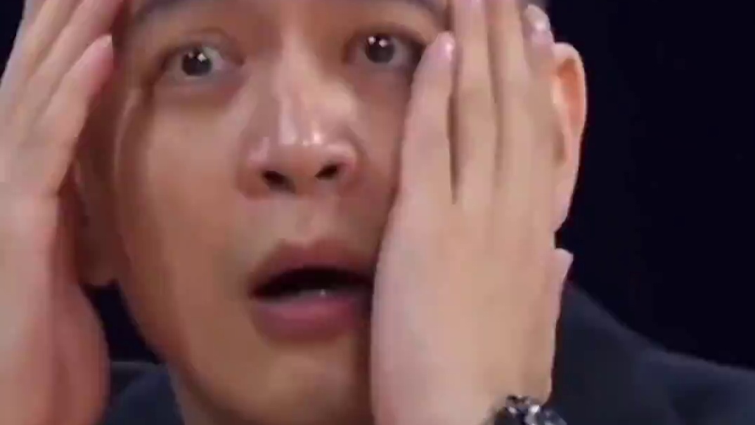 鱼：这就是蛇吻的感觉吗 #离谱 #万万没想到 #蛇 #娱乐评论大赏