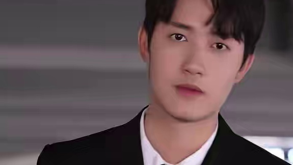 恋爱互动剧#无法抗拒的他们 长伞撑起时，你走进了我的世界，开启了属于我们浪漫的爱情之旅。#黑西装  