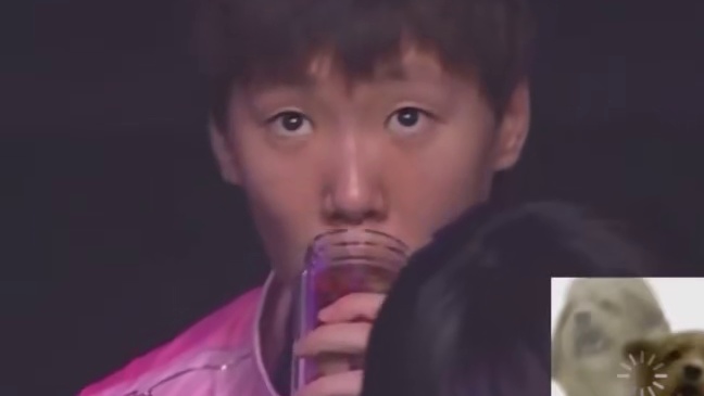 王曼昱：打球嘎嘎猛，但反差萌