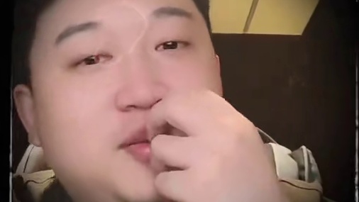 #陈伯全能王 #qq飞车 孔云峰评价郭伟斌决赛圈被1穿2 透露自己两天没跑比赛以及今晚支持老猪！