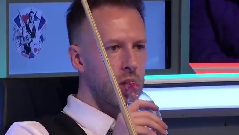 被逼绝境的小特有多离谱？解球打进看懵对手！