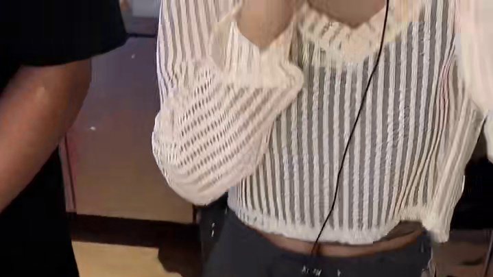 东北街边的泰式小吃，你们感觉值不值？！不过摊主小姐姐好可爱呀！！！