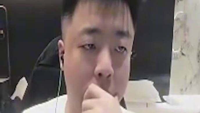 马哲看世界赛，EP战胜巴西。EP夺得世界冠军！马哲无声哭泣。#EP夺得CFS总冠军 #CN赛区夺得C