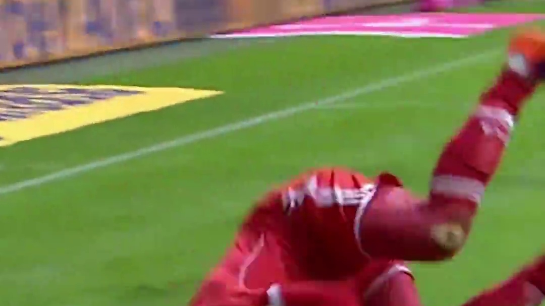 那时候的拜仁锋线虽然丑了点但还是很厉害的