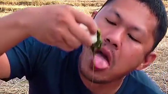 香米饭浓汤煮浒苔 #泰国美食 #户外美食 #泰国生活 #美食