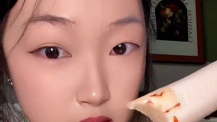 年糕配火鸡面酱！糯叽叽超好吃～
#谁懂这一口的好吃程度 #年糕 #火鸡面 #糯叽叽