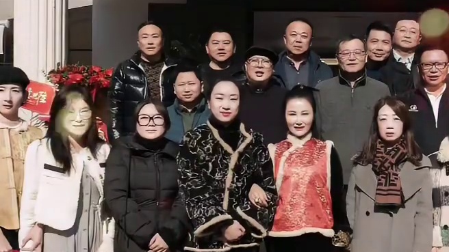 开业庆典完美收官，过程虽累，结果很美。时光不语，期待花开！感谢白忙之中亲临现场的每一位亲人朋友、照顾