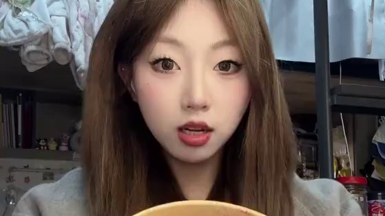 不管看了多少场雪依旧会很激动！今天还给自己安了新床帘#日常vlog #校园vlog #大学生的一天 