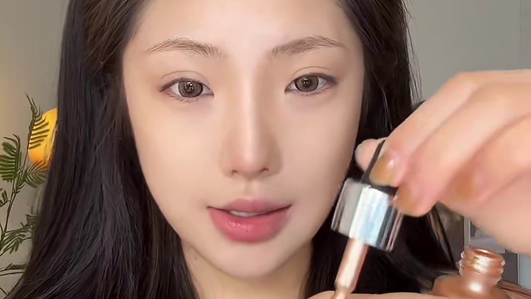 贵气拉满静奢感的日系妆简直是圆脸的顶级适配妆容！ 我愿称之为我的「年度妆容」#贵气感妆容 #潮妆研究