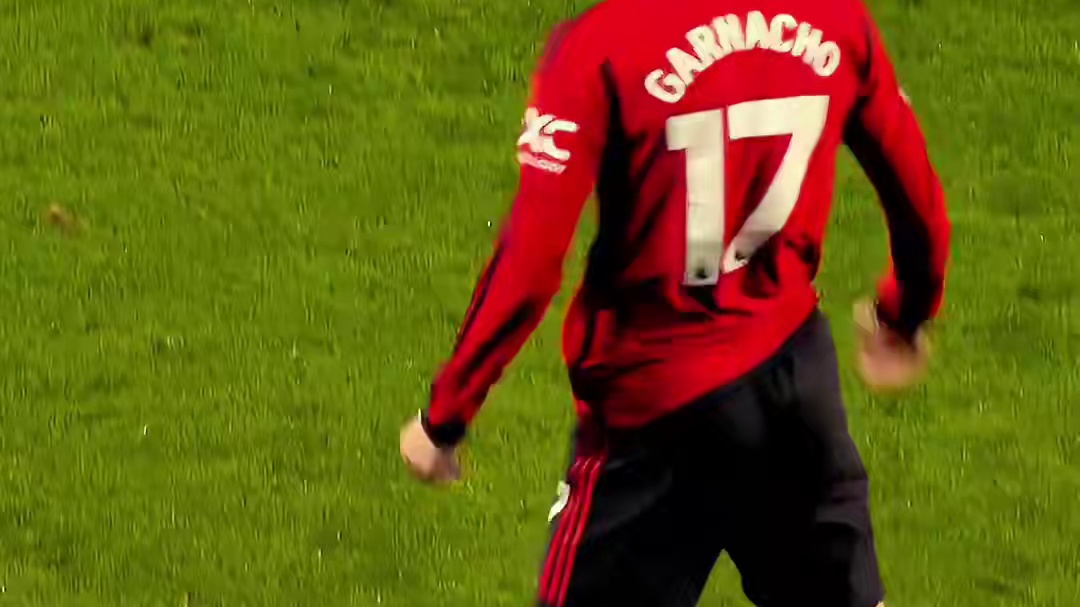 实至名归！曼联小将的倒勾破门 荣获2024年度普斯卡什奖#足球的魅力#内容启发搜索