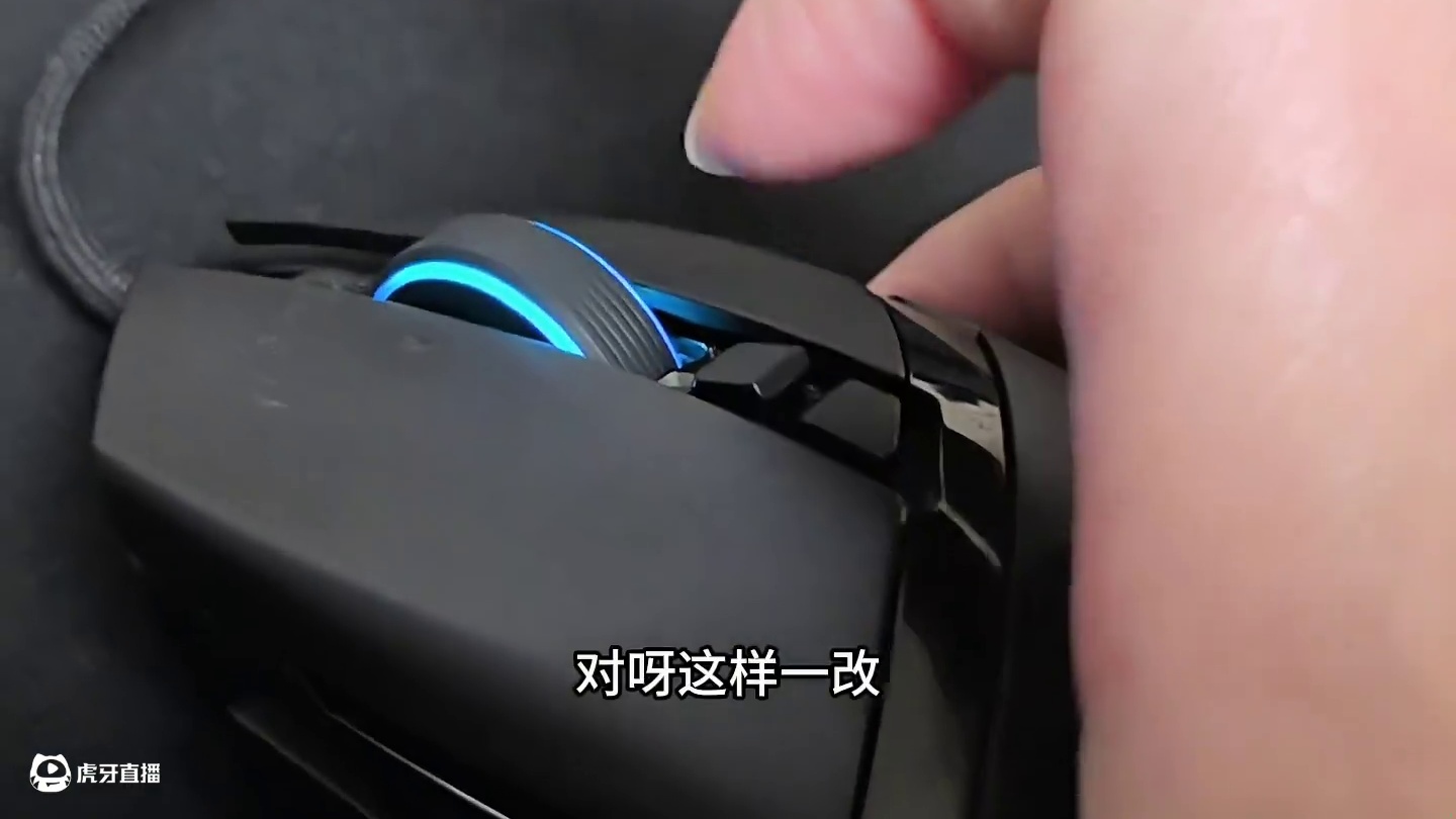 我嘞个物理外挂呀 #三角洲行动 #三角洲聚变新赛季上线 #三角洲行动新手攻略