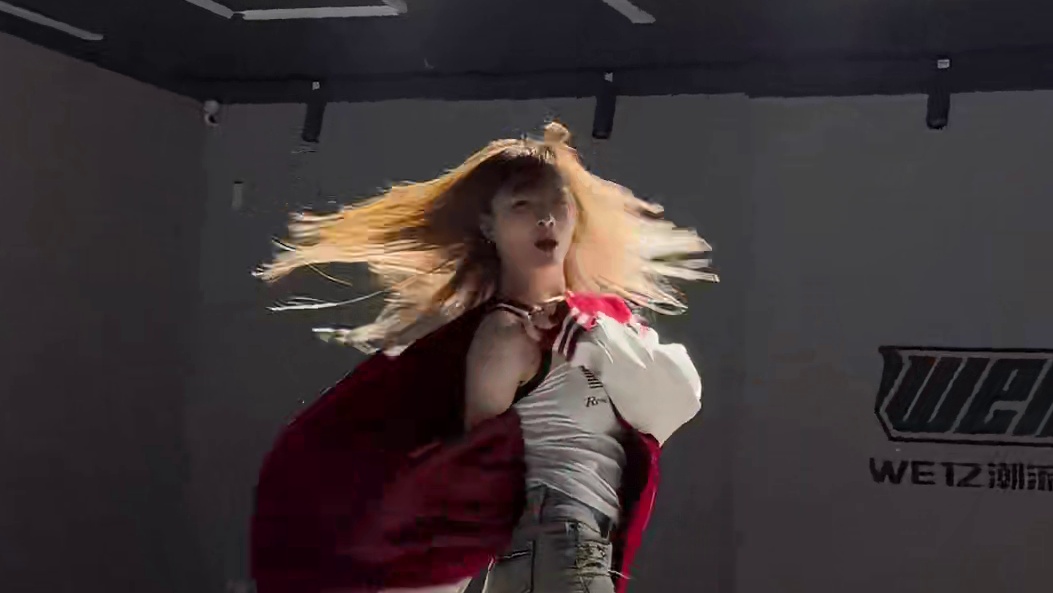 跳啦跳啦 这个版本也好看 #期待 #啵啵编舞 #基础爵士