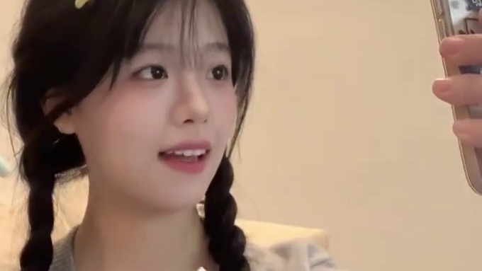 和我一起喝吗ʕ •ᴥ•ʔ#甜妹#酸酸乳酸甜音乐时光 #蒙牛 #酸酸乳 #酸酸甜甜就是我